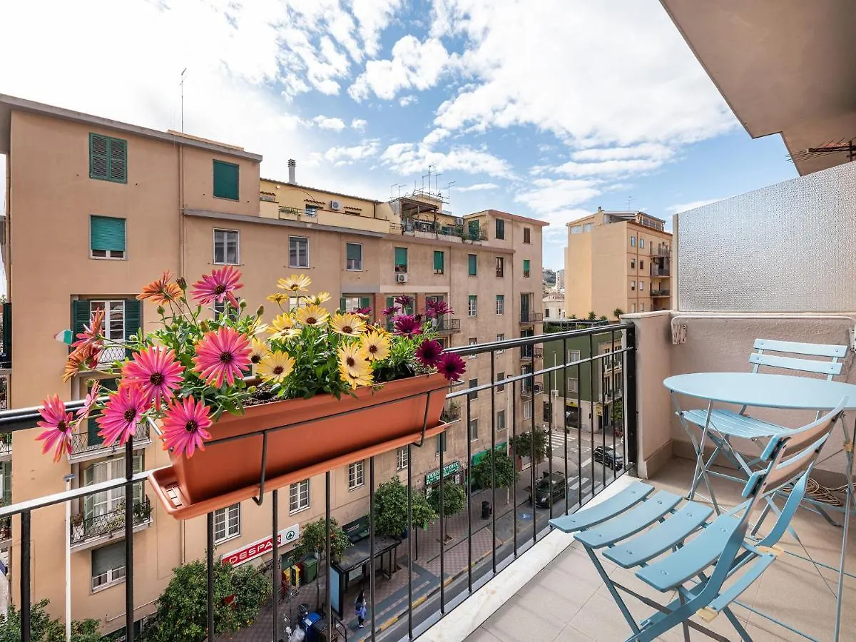 Thanit Rooms Cagliari Italy