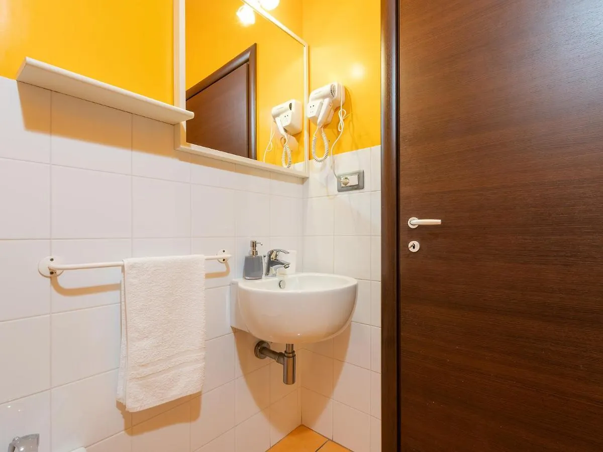Thanit Rooms Cagliari