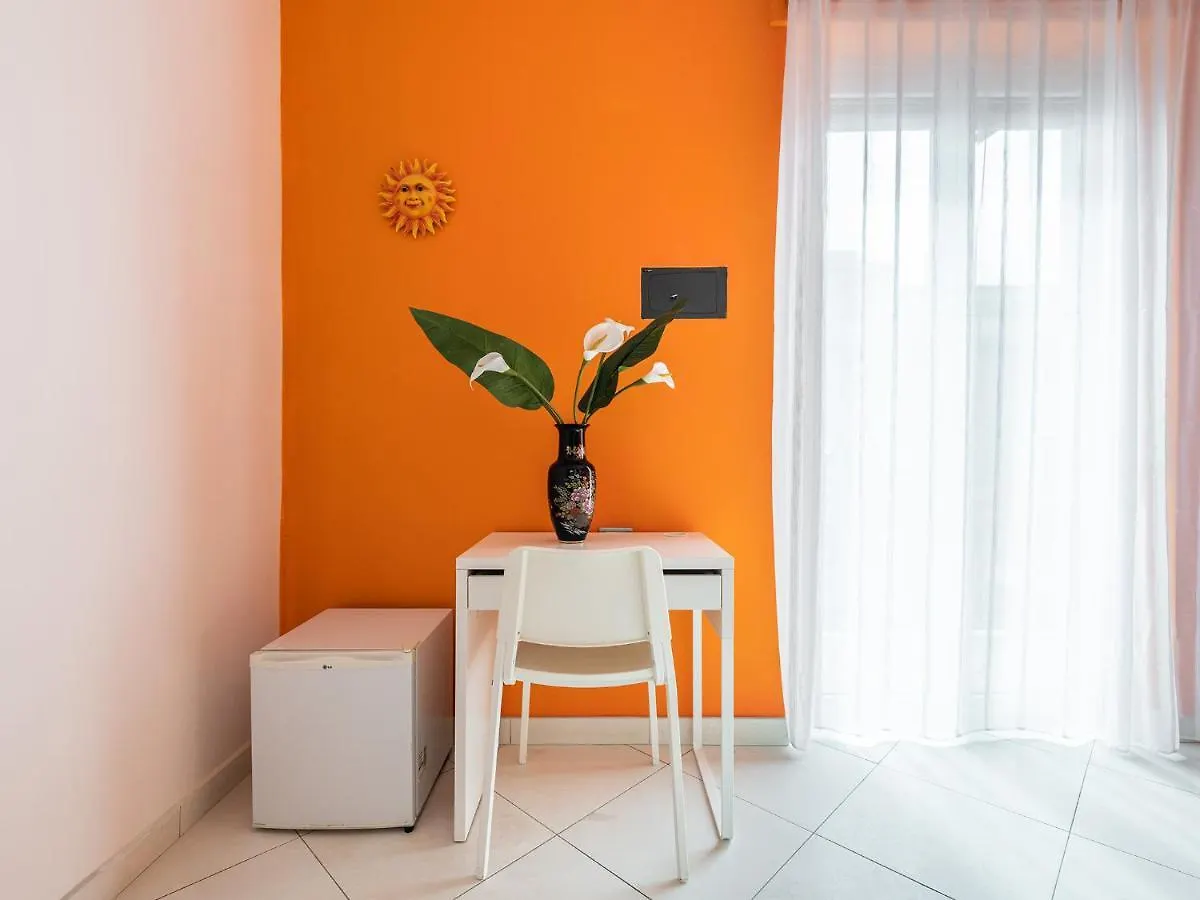 Thanit Rooms Cagliari 2*,