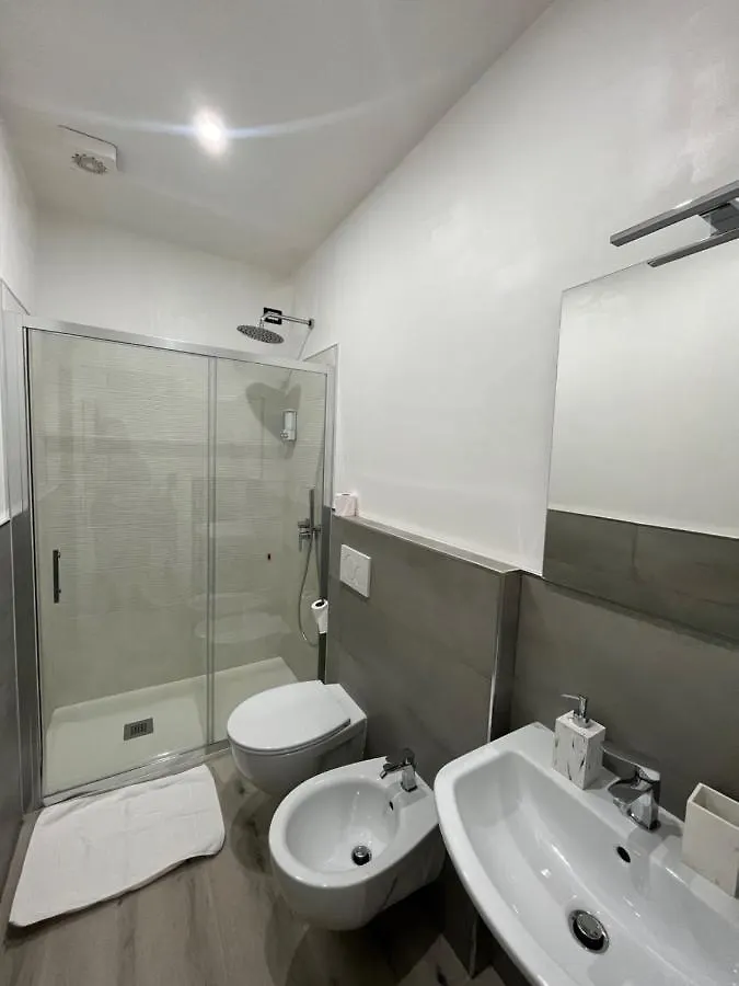 ** Guest house Thanit Rooms Cagliari Italy