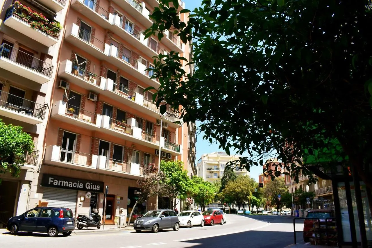 ** Guest house Thanit Rooms Cagliari Italy